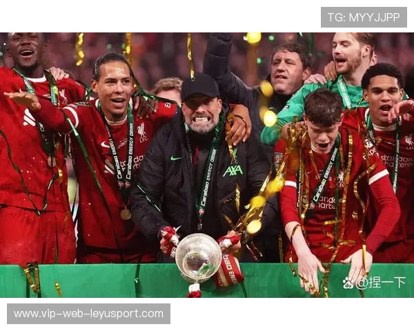 利物浦角球连环战术奏效,范迪克再次建功